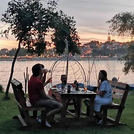 Case de vacanță River House *